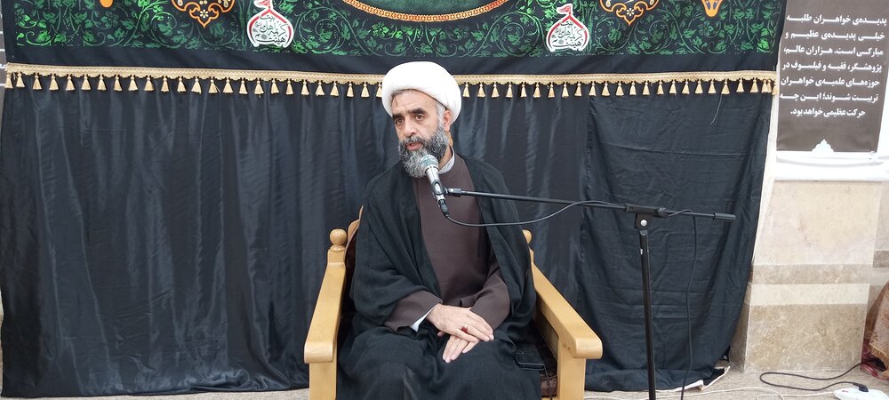 ایران با قدرت رهبری معظم هیمنه آمریکا و صهیونی را در هم پیچید