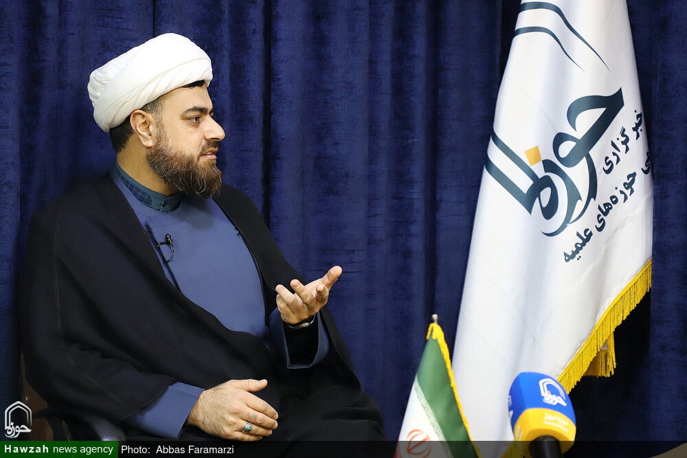 در گفتوگو با یک روانشناس بررسی شد: آیا شادبودن با مذهبیبودن در تضاد است؟ چگونه هم دیندار باشیم، هم شاد؟