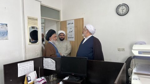 تصاویر/ بازدیدمعاون منابع انسانی و پشتیبانی حوزه های علمیه کشور از مدارس علمیه آیت الله اعتمادی کاشان