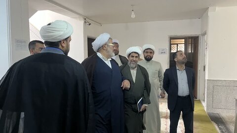 تصاویر/ بازدیدمعاون منابع انسانی و پشتیبانی حوزه های علمیه کشور از مدارس علمیه آیت الله اعتمادی کاشان