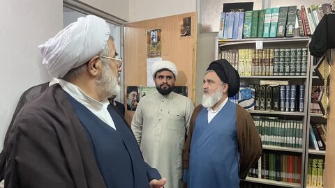 تصاویر/ بازدیدمعاون منابع انسانی و پشتیبانی حوزه های علمیه کشور از مدارس علمیه آیت الله اعتمادی کاشان