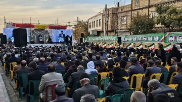 تصاویر/ پنجمین یادواره شهدای شهر دلبران