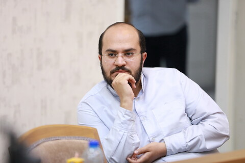 تصاویر/ شانزدهمین نشست ماه امامت با موضوع «بازخوانی تحولات امامت پژوهی در یکصد سال حوزه علمیه قم»