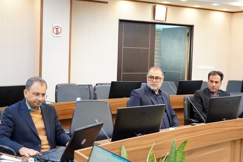 نشست هماندیشی طرح نوین آموزش قرآن کریم (بُشری) در آران و بیدگل