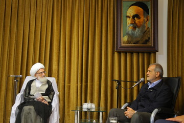 تصاویر / دیدار رئیس جمهور با آیت الله العظمی نوری همدانی