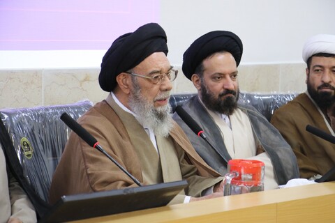 تصاویر/ نشست ماهانه مدیران مدارس علمیه اصفهان