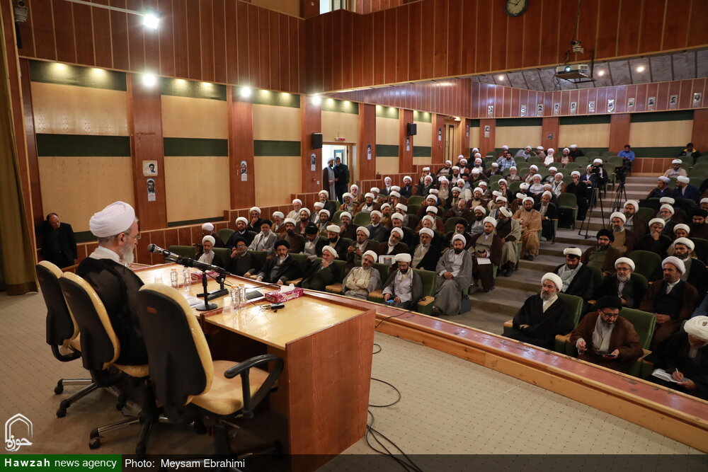 تاکید آیت الله اعرافی بر اجرای سنتهای اصیل حوزه/ موسسات فقهی حوزوی توجه به پژوهش، هدایت علمی و اشراف بر رشد طلاب داشته باشند