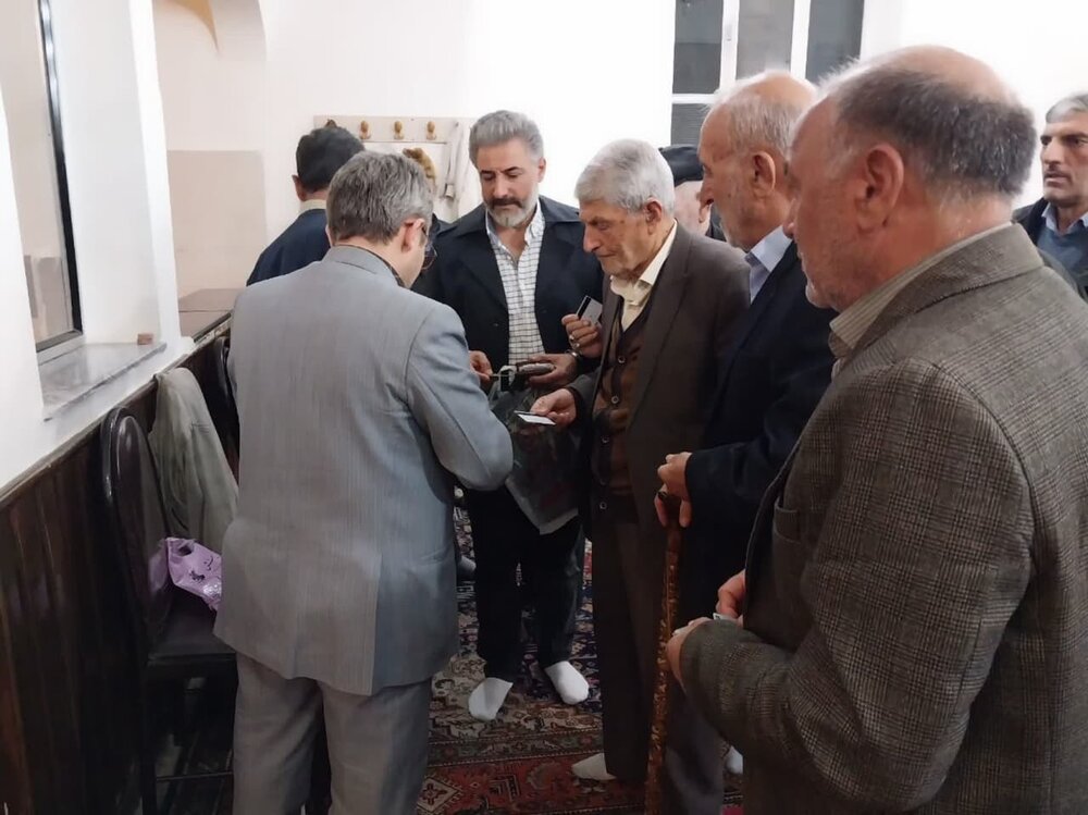 همراهی کمنظیر مساجد خوی در پویش ایران همدل