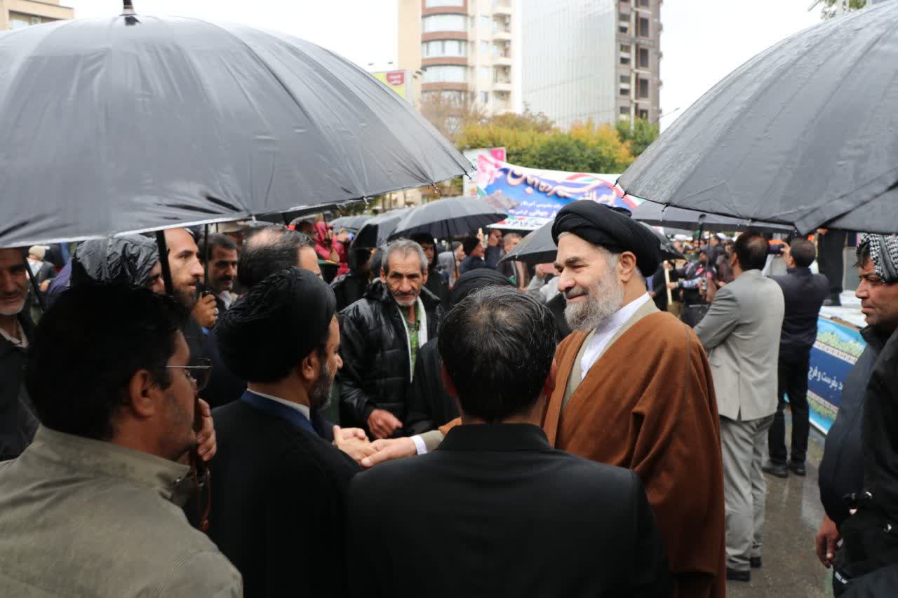 علت دشمنی آمریکا با ایران کوتاه‌ کردن دست او از منافع ایران است