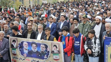 فیلم | فریاد استکبار ستیزی مردم ماکو در ۱۳ آبان