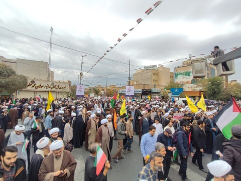 تصاویر/ مراسم راهپیمایی ۱۳ آبان در قم