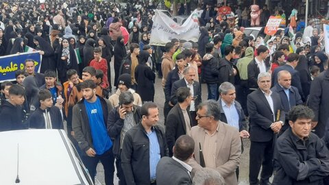 تصاویر/راهپیمایی ۱۳ آبان در شهرستان چرداول برگزار شد.