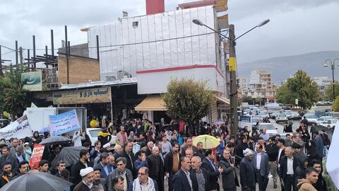 تصاویر/راهپیمایی ۱۳ آبان در شهرستان چرداول برگزار شد.