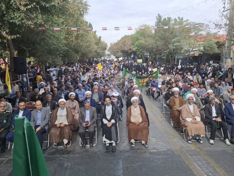 تصاویر/ مراسم راهپیمایی 13 آبان کاشان