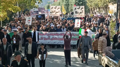 تصاویر/ برگزاری راهپیمایی ۱۳ آبان در پیرانشهر