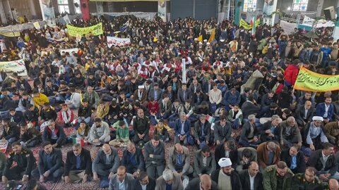 تصاویر راهپیمایی یوم الله ۱۳ آبان در نورآباد