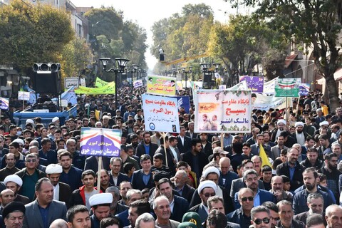 تصاویر/ راهپیمایی روز ملی مبارزه با استکبار جهانی در خوی