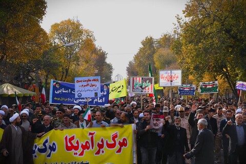 تصاویر/ راهپیمایی روز ملی مبارزه با استکبار جهانی در خوی