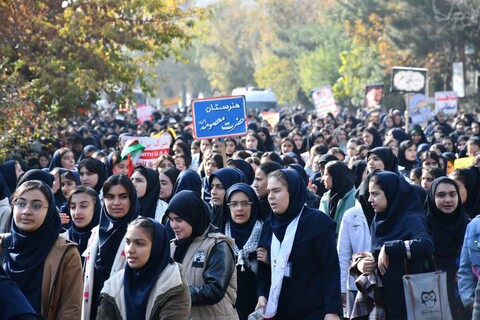 تصاویر/ راهپیمایی روز ۱۳ آبان در سلماس