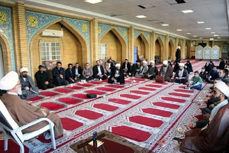 حضور فرزندان در حوزه علمیه، صدقه جاریه برای پدر و مادر است