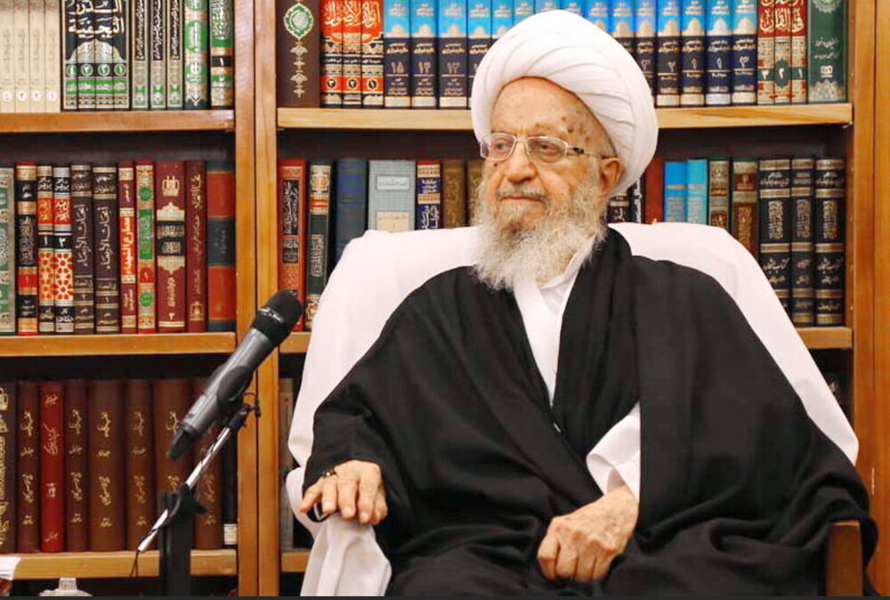 آية الله العظمى مكارم الشيرازي: يجب أن تُعامل مسألة الحجاب بطرق صحيحة آية الله العظمى مكارم الشيرازي: يجب أن تُعامل مسألة الحجاب بطرق صحيحة