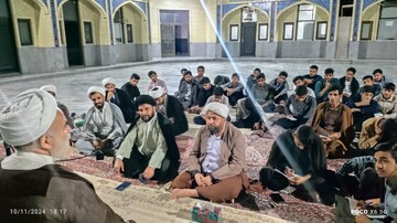 تصاویر/ درس اخلاق طلاب مدرسه علمیه حضرت امیرالمومنین (ع) سندرک