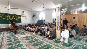 رعایت احترام به والدین از عوامل موفقیت است