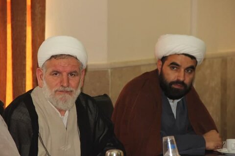 تصاویر / نشست مدیر حوزه علمیه استان قزوین با اساتید سطوح عالی مدارس علمیه قزوین