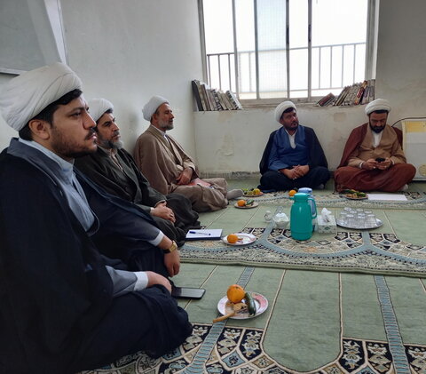 تصاویر/ بازدید مدیر و معاونان حوزه علمیه کاشان از مدرسه علمیه امام موسی(ع) برزک