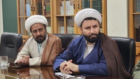 تصاویر/ حضور مدیر حوزه علمیه کردستان در جلسه شورای راهبری مساجد استان