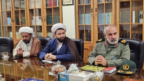 تصاویر/ حضور مدیر حوزه علمیه کردستان در جلسه شورای راهبری مساجد استان