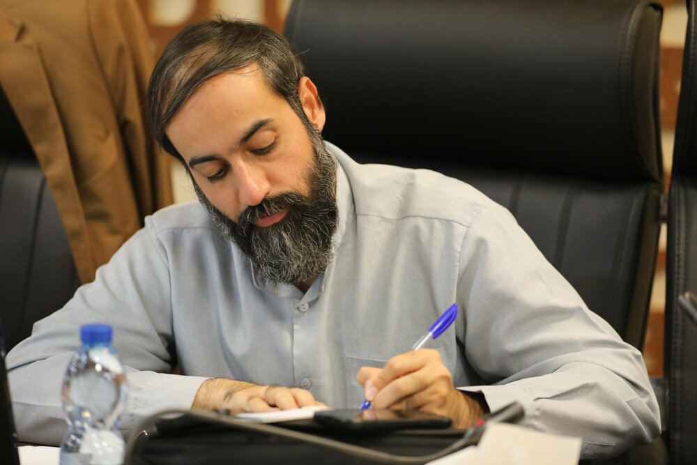 برگزاری دوره آموزشی گویندگی در «حجره هنر»