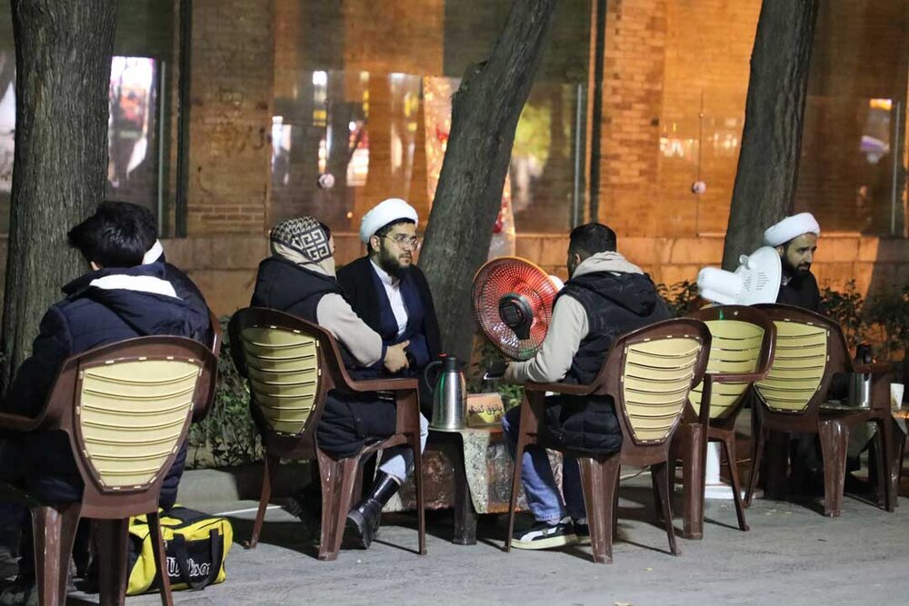 پاتوقی تبلیغی برای گره گشایی فرهنگی