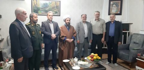 دیدار امام جمعه خوی با جانبازان دفاع مقدس