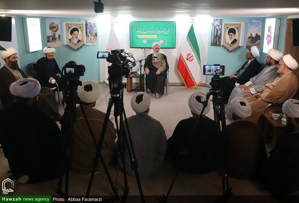 خدمت جهادی ریشه در هویت حوزه و روحانیت دارد