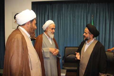 تصاویر / دیدار رئیس مرکز نخبگان حوزه های علمیه کشور با نماینده ولی فقیه در استان قزوین