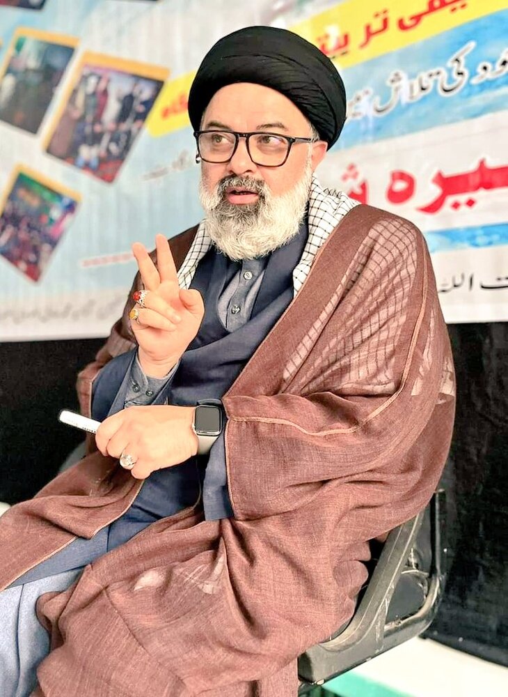 یاد و خاطره شهدا مایۀ حیات انسان است