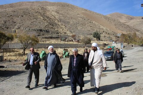 تصاویر/ دیدار نماینده ولی فقیه در کردستان از روستای آویهنگ