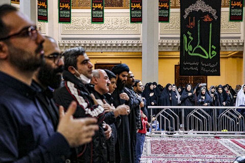 تصاویر| برگزاری مراسم سوگواری ایام فاطمیه در حرم مطهر شاهچراغ(ع)