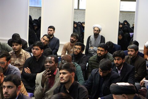 تصاویر/ مراسم عزاداری حضرت زهرا (س)طلاب جامعه المصطفی نمایندگی اصفهان