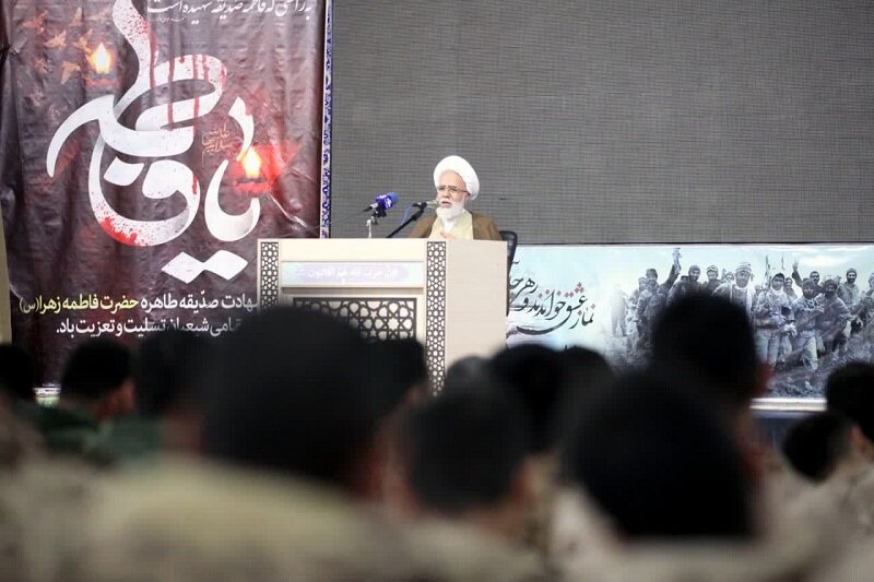 یاد خدا برای هدایت انسان، شبیه اکسیژنی است که تنفس میکنیم