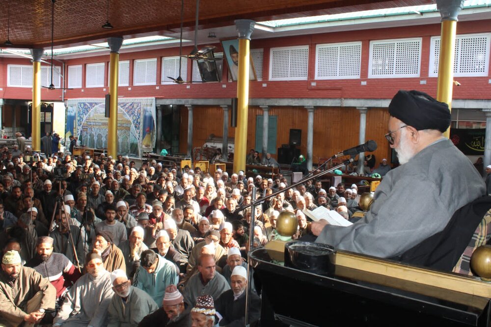 سیرتِ فاطمہؑ پر عمل؛ صالح معاشرے کی تشکیل اور سماجی بدعات کے سدباب کا ذریعہ