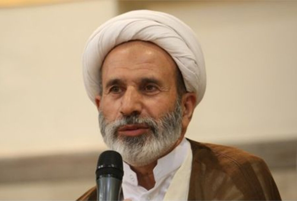 خبير حوزوي يؤكد أهمية الاتصالات الروحية في نمو الشخصية خبير حوزوي يؤكد أهمية الاتصالات الروحية في نمو الشخصية