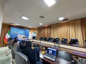 تصاویر/ نشست نقد و بررسی کتاب شما هم شهرساز باش