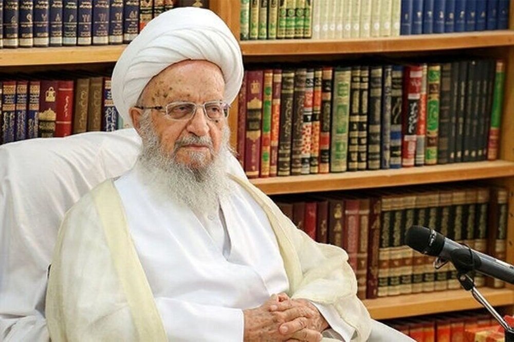 अज़ादारी मे मासूमीन (अ) के फ़ज़ाइल और शिक्षाओं का वर्णन करना चाहिए अज़ादारी मे मासूमीन (अ) के फ़ज़ाइल और शिक्षाओं का वर्णन करना चाहिए