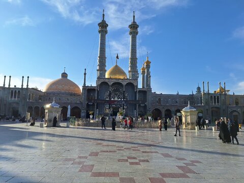 تصاویر/اردوی یک روزه قم و جمکران ویژه طلاب مدرسه علمیه حضرت زینب (س)آستانه