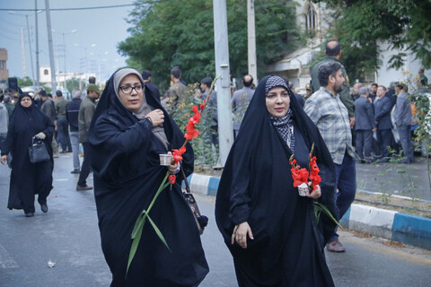 تصاویر/ استقبال بوشهری‌ها از پیکر مطهر شهدای گمنام