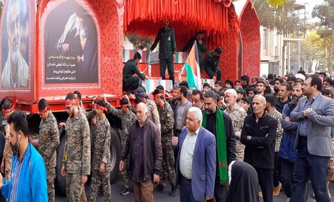 تصاویر/ تشییع پیکر مطهر ۹ شهید گمنام دوران دفاع مقدس در آران و بیدگل