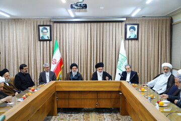 تصاویر / حضور وزیر امورخارجه در جلسه شورای عالی جامعه مدرسین حوزه