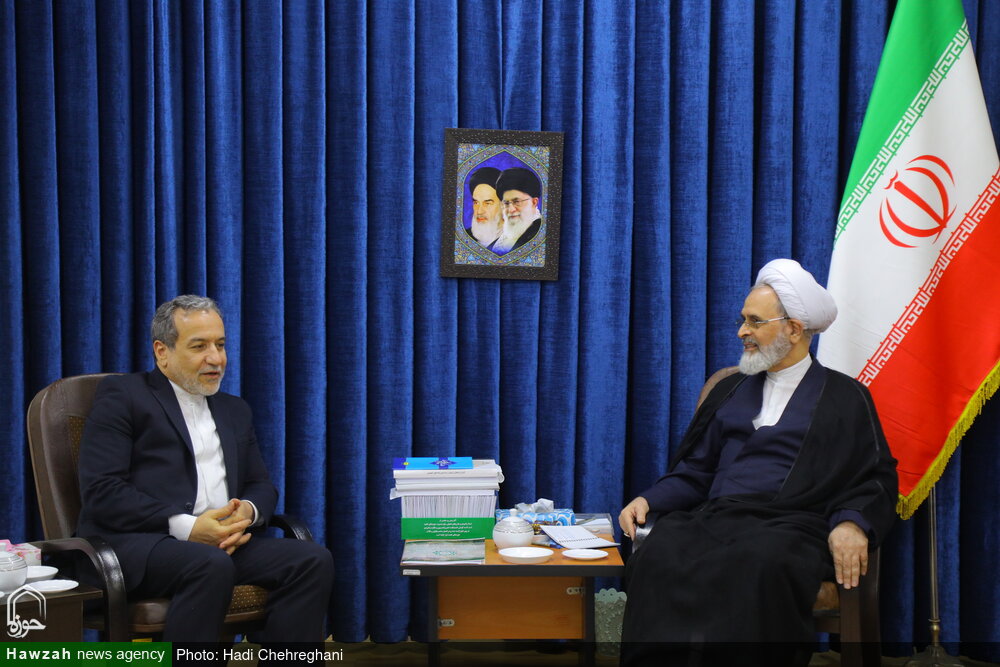 Photos/ Rencontre du ministre iranien des Affaires étrangères avec l'ayatollah Arafi